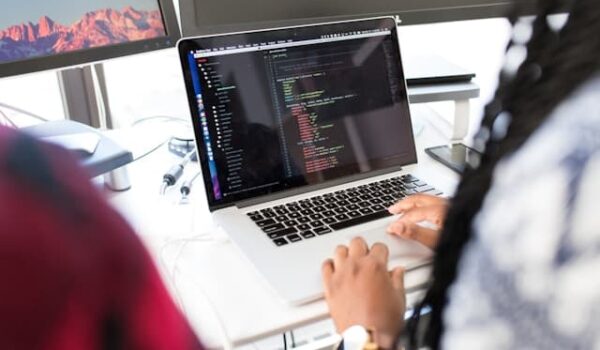 CS2 and Esports: Why IT Specialists Should Pay Attention